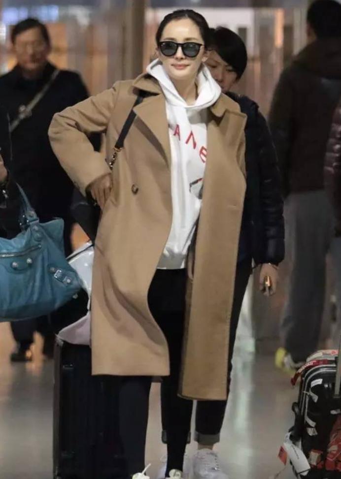 长袖t恤品牌排行榜女款-lonsdale是什么牌子？