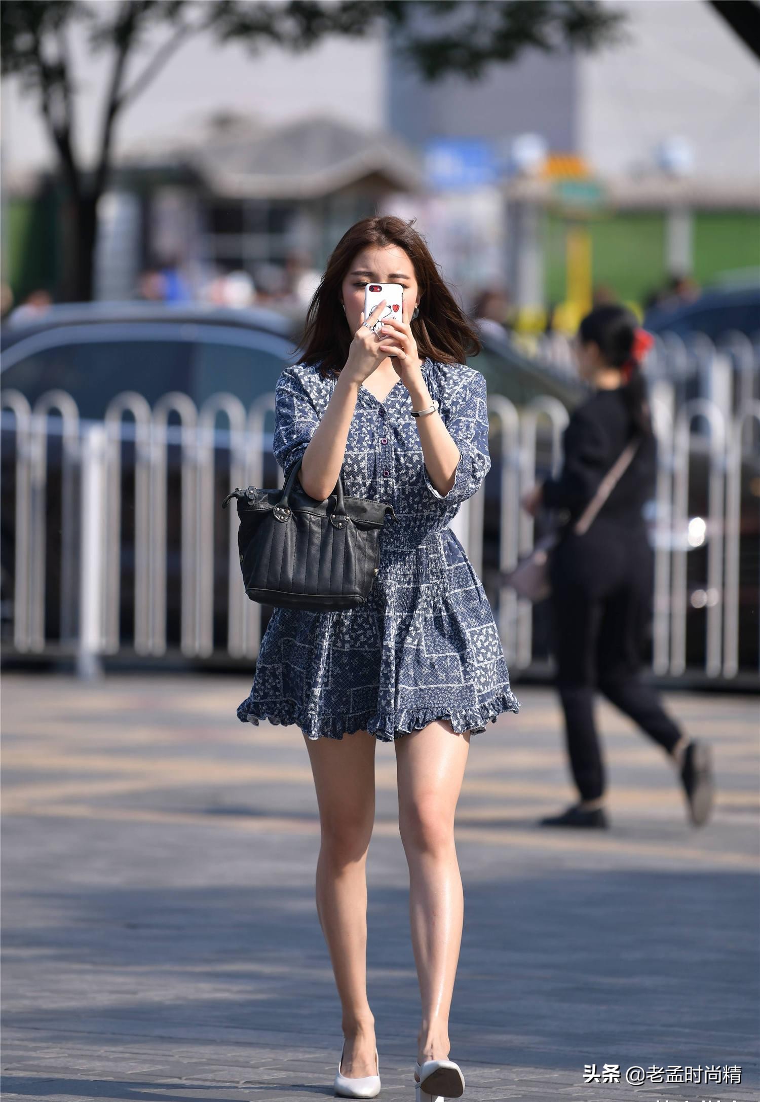 创意印花图案设计素材网站-印花衣服如何穿出潮流感？