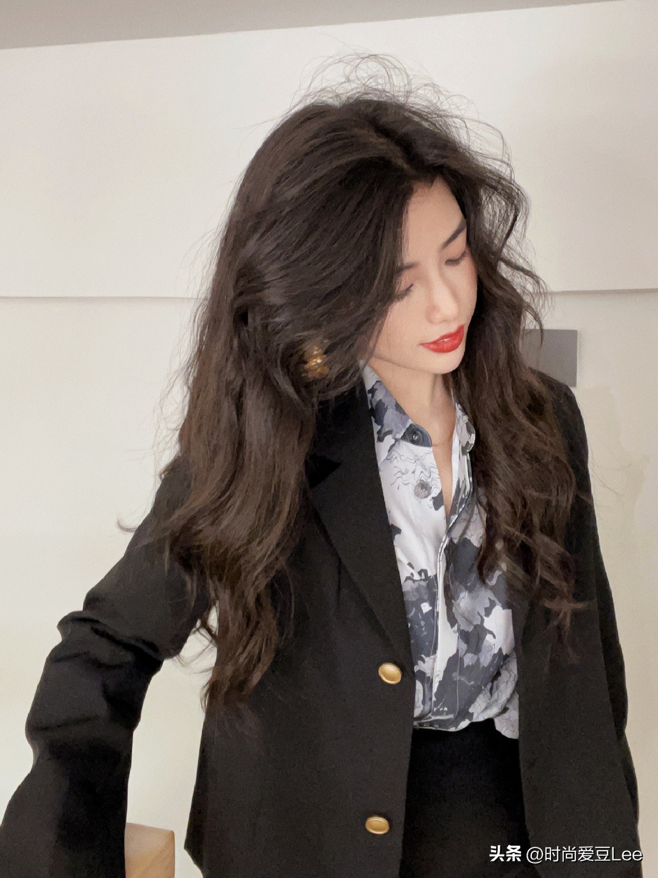 创意印花图案设计素材网站-印花衣服如何穿出潮流感？
