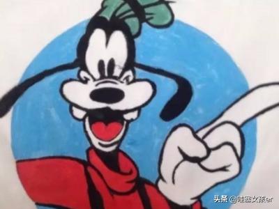 t恤衫设计创意图片大全集-如何在白色T恤上进行创意DIY树叶拓印？