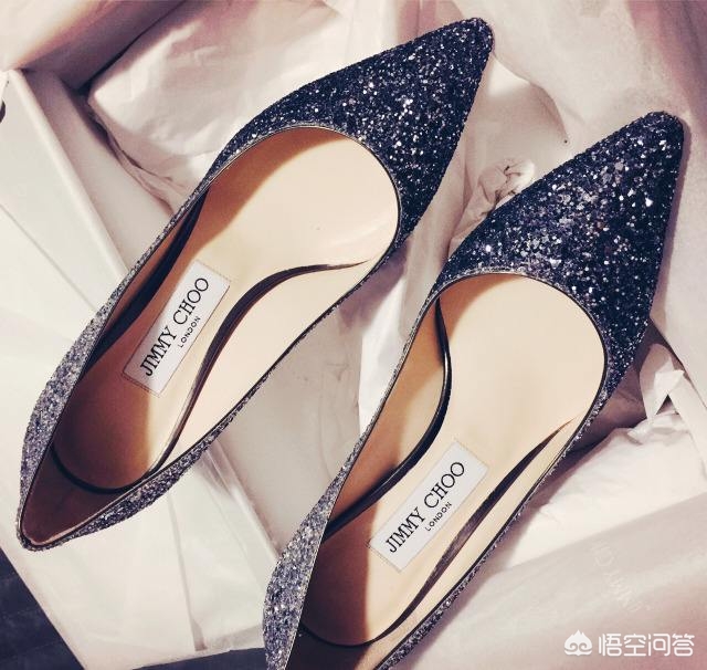 鞋子品牌有哪些牌子女鞋-中国最有名气的十大女鞋品牌？