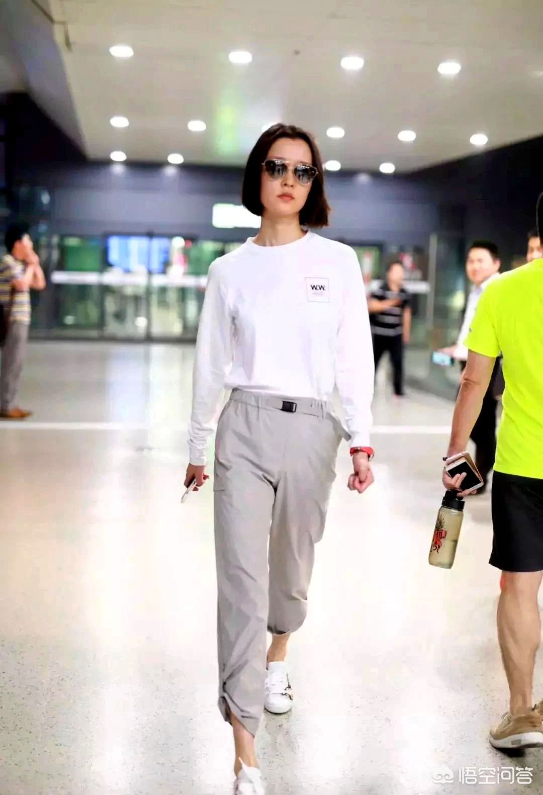 长袖t恤哪个品牌性价比高一点-男士长袖T恤什么牌子好？