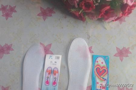 刺绣鞋垫花样图案大全图片-十字绣鞋垫最简单的图案三种颜色？